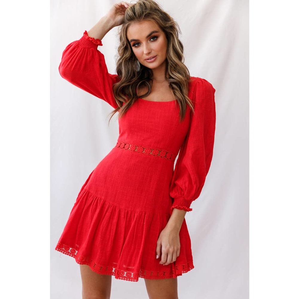 Selfie Leslie Dress Medium Red Sweetheart Corset Lace-Up Back Long Sleeve A-Line